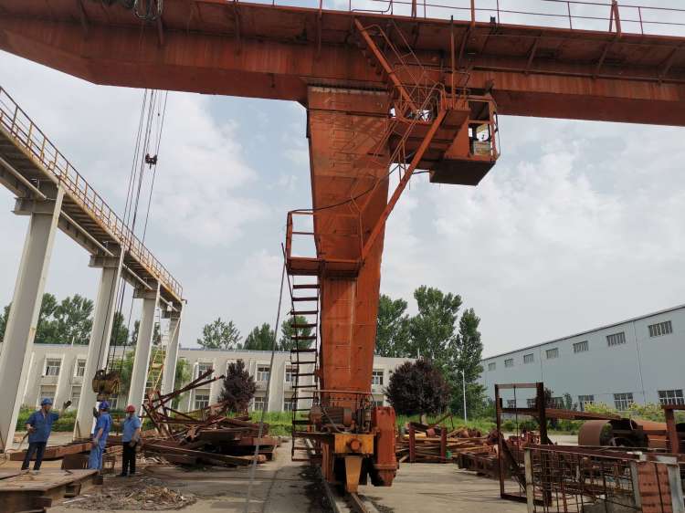 學(xué)思想，見(jiàn)行動(dòng)，整庫(kù)房，找“利用”，擴(kuò)面積，美環(huán)境。